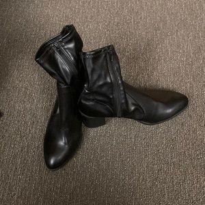 Brash heeled boots